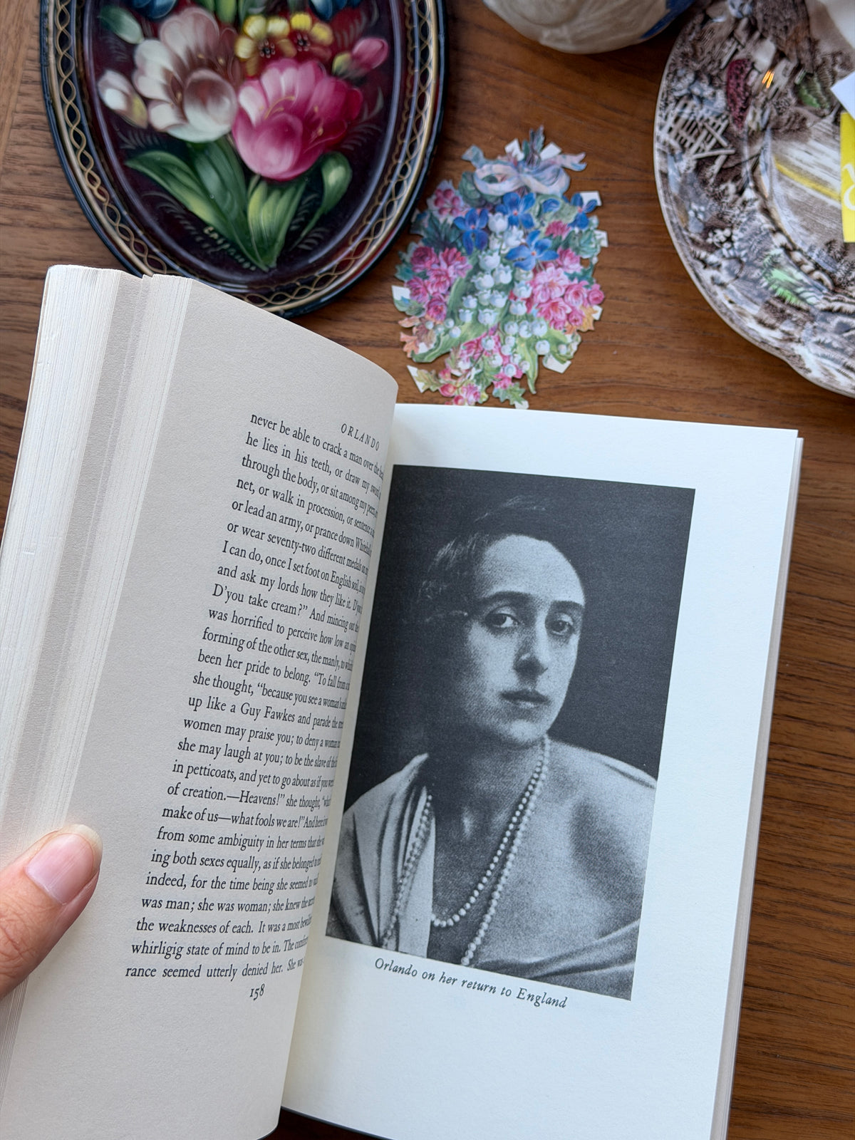 Orlando by Virginia Woolf