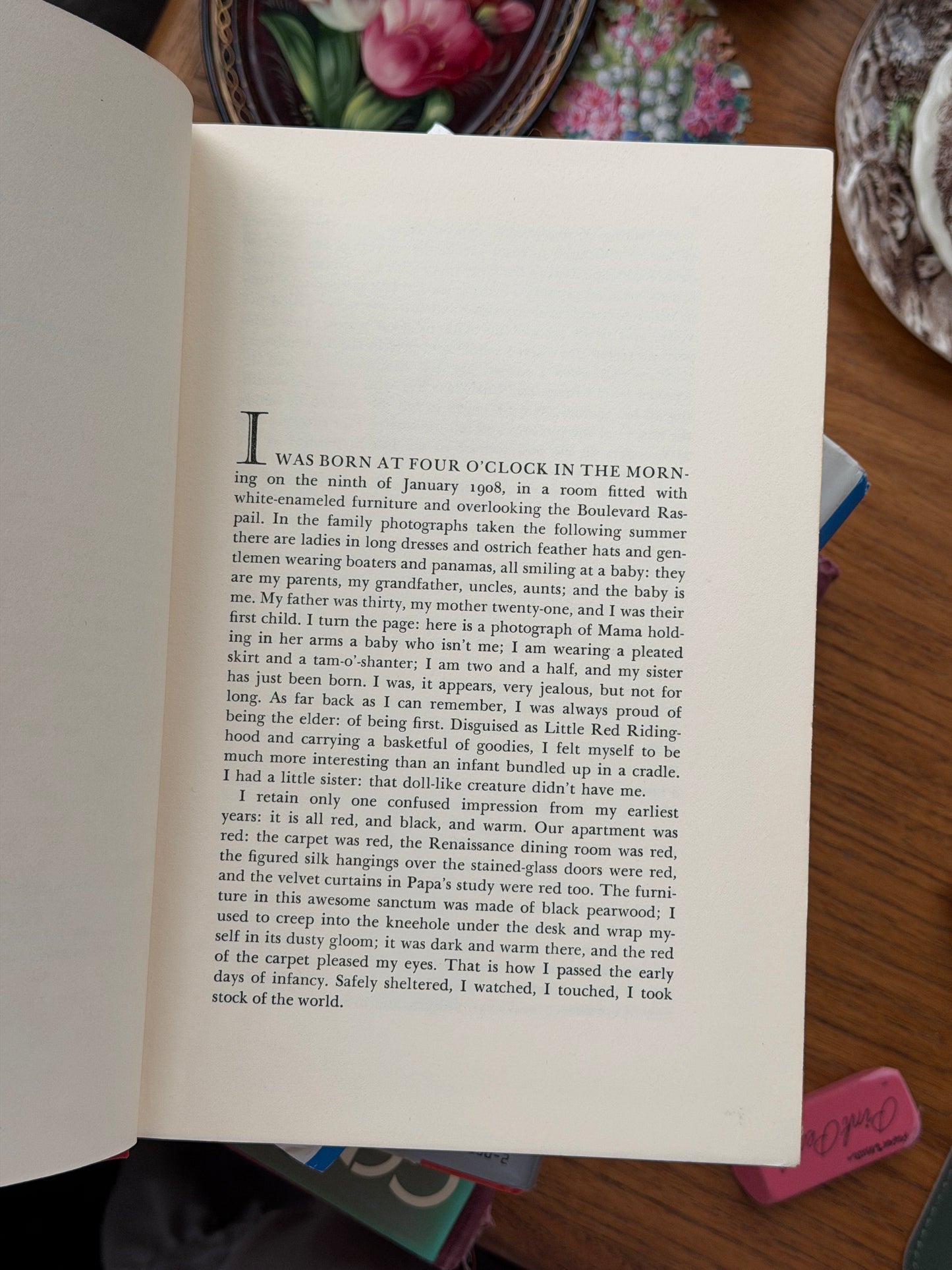 Memoirs of a Dutiful Daughter by Simone de Beauvoir - Book Club Edition