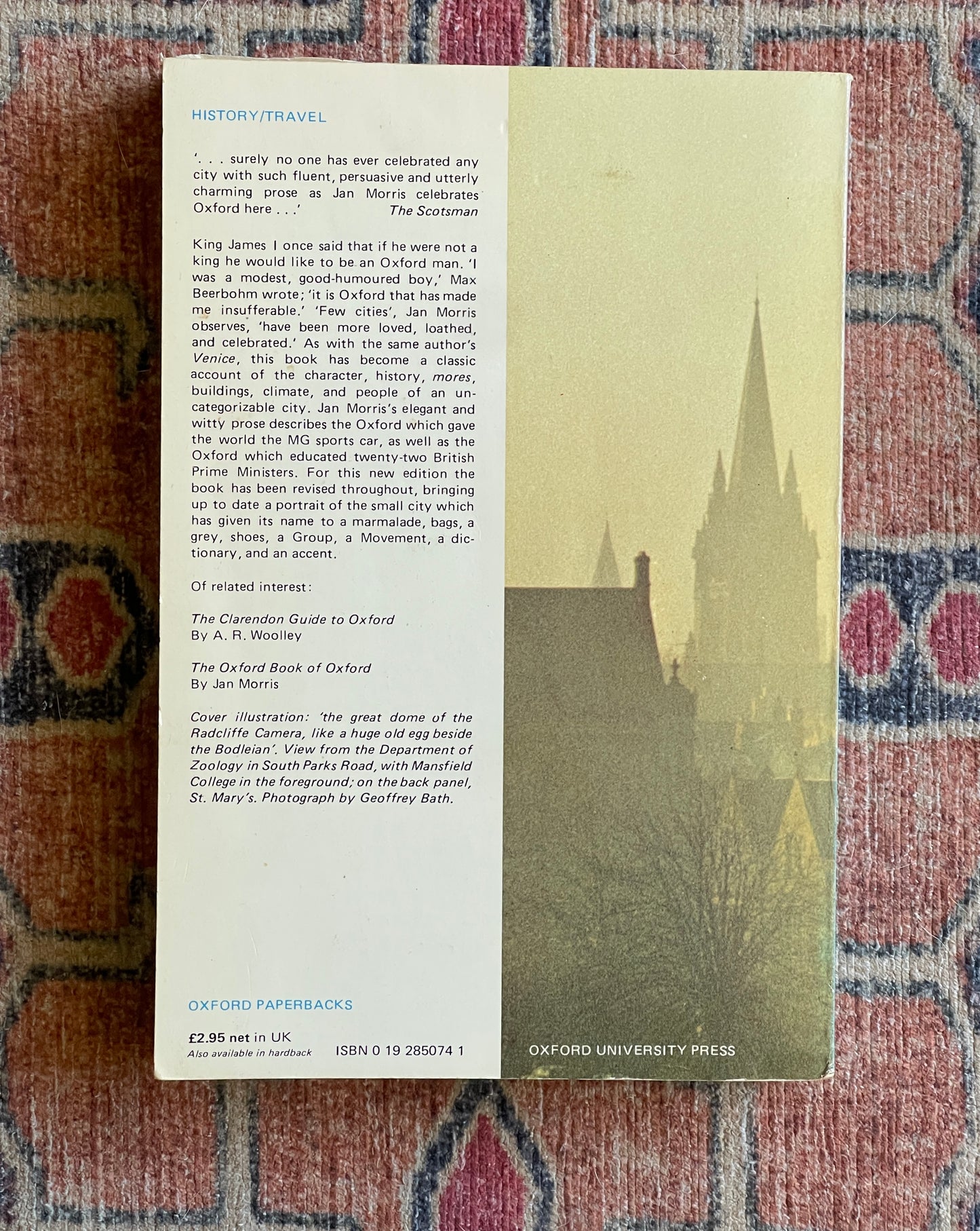Oxford by Jan Morris