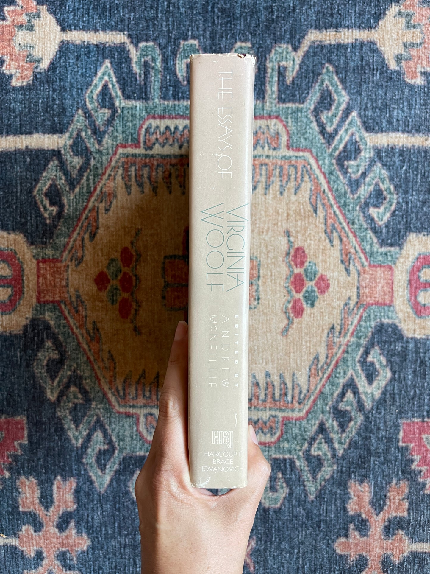The Essays of Virginia Woolf: Volume Two
