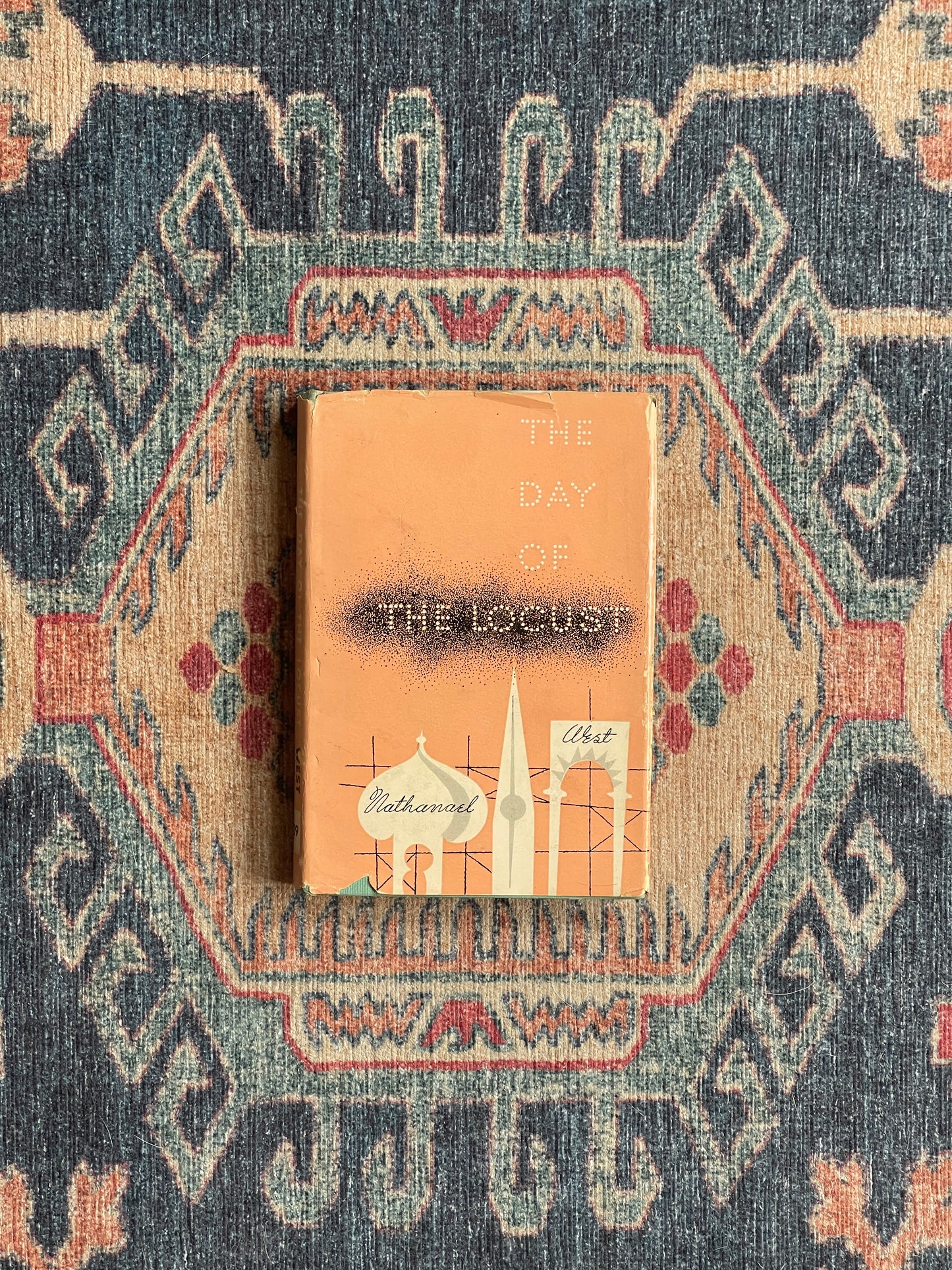 The Day of the Locust by Nathanael West - New Classics